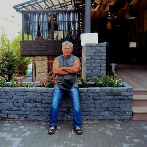 Парни в Таганроге: Евгений Чолбухов, 65 - ищет девушку из Таганрога