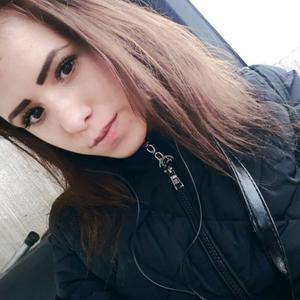 Девушки в Липецке: Alena, 23 - ищет парня из Липецка