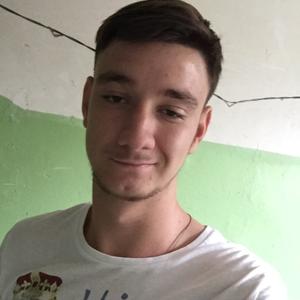 Максим, 25 лет, Саратов