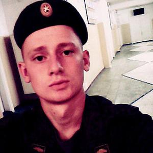 Илья, 26 лет, Омск