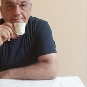 Парни в Саратове: Андрей, 44 - ищет девушку из Саратова