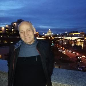 Евгений, 70 лет, Москва