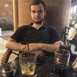 Artur, 23 года, Ереван
