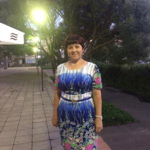 Девушки в Смоленске: Майя, 60 - ищет парня из Смоленска