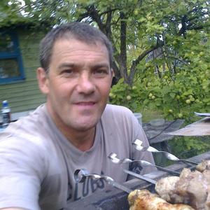 Парни в Петрозаводске: Сергей Антонников, 60 - ищет девушку из Петрозаводска