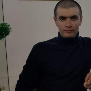 Парни в Владикавказе: Азамат, 40 - ищет девушку из Владикавказа