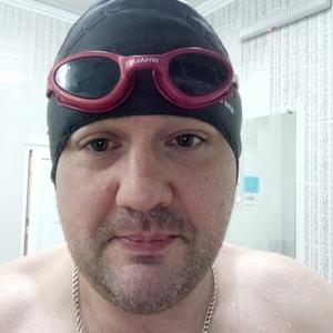 Парни в Нижнекамске: Дмитрий Батраков, 44 - ищет девушку из Нижнекамска