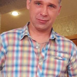 Парни в Усолье-Сибирское: Андрей, 43 - ищет девушку из Усолье-Сибирское
