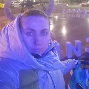Девушки в Новороссийске: Алена, 38 - ищет парня из Новороссийска