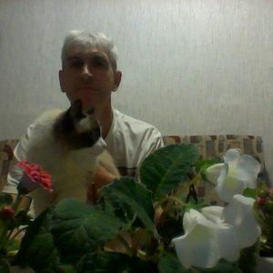 Василий, 58 лет, Железногорск