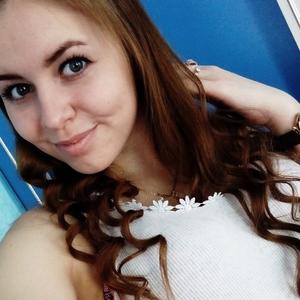 Девушки в Омске: Алёна, 27 - ищет парня из Омска