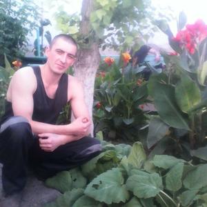 Виталя, 32 года, Тюмень