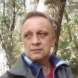 Парни в Ставрополе: Юрий Гриживнов, 49 - ищет девушку из Ставрополя