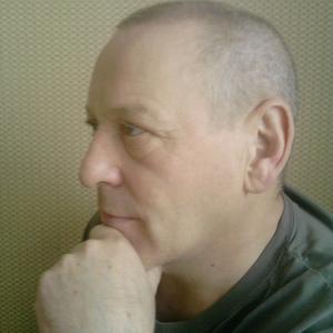 Михаил, 67 лет, Подольск