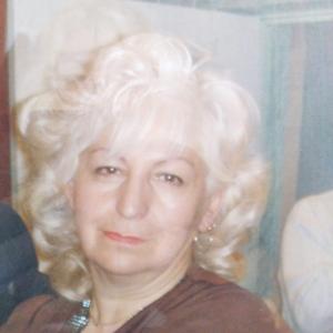 Девушки в Тольятти: Амина, 69 - ищет парня из Тольятти