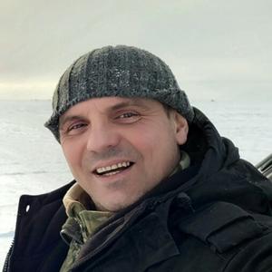 Виктор, 41 год, Магадан
