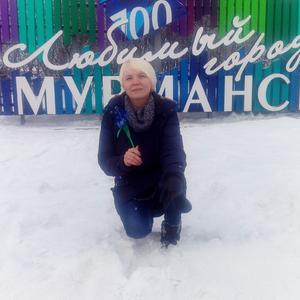 Девушки в Мурманске: Марина, 51 - ищет парня из Мурманска