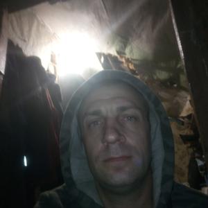 Парни в Новосокольниках: Max, 41 - ищет девушку из Новосокольников