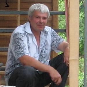Олег, 58 лет, Ачинск