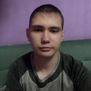 Roma, 23 года, Киселевск