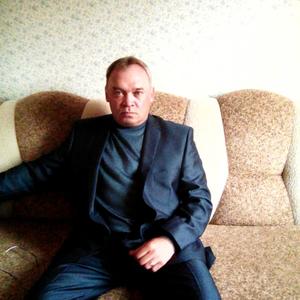 Парни в Челябинске: Николай Каримов, 61 - ищет девушку из Челябинска