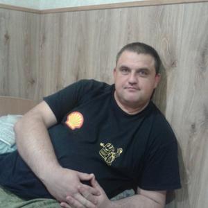 Влад, 44 года, Саратов