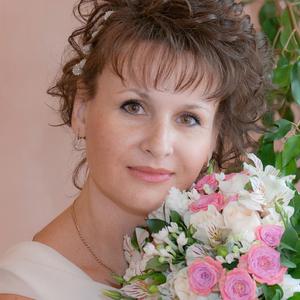 Людмила, 49 лет, Астрахань