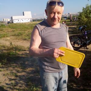 Виктор, 68 лет, Санкт-Петербург