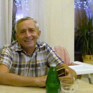 Парни в Пятигорске: Виталий, 69 - ищет девушку из Пятигорска