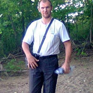 Александр, 45 лет, Саратов