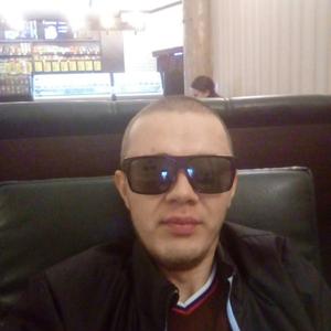 Парни в Нефтекамске: Владимир Шагиев, 30 - ищет девушку из Нефтекамска