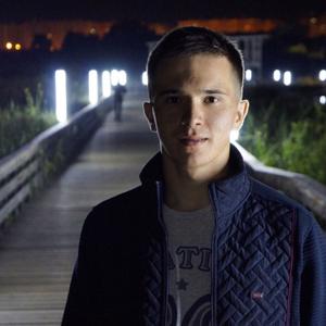 Руслан, 24 года, Казань