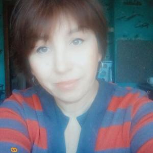 Девушки в Ульяновске: Марина, 48 - ищет парня из Ульяновска