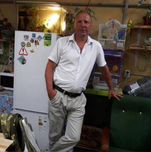 Парни в Волгограде: Игорь, 54 - ищет девушку из Волгограда
