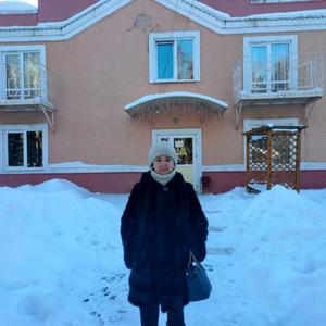 Девушки в Омске: Дания, 37 - ищет парня из Омска