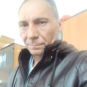 Парни в Ленске (Саха (Якутия)): Вадим, 45 - ищет девушку из Ленска (Саха (Якутия))