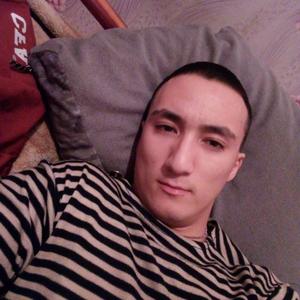 Парни в Омске: Вахтанг, 24 - ищет девушку из Омска