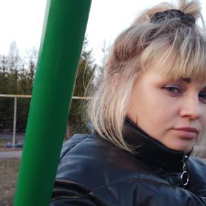 Девушки в Ульяновске: Людмила, 37 - ищет парня из Ульяновска