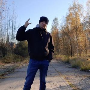 Парни в Льялово: Сергей, 28 - ищет девушку из Льялово