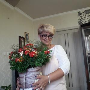 Девушки в Калининграде: Ануш, 59 - ищет парня из Калининграда