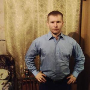 Парни в Томске: Иван, 31 - ищет девушку из Томска
