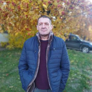 Парни в Нижнекамске: Расим, 51 - ищет девушку из Нижнекамска