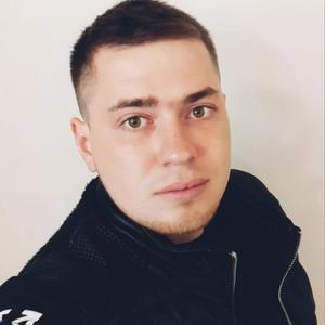 Михаил, 28 лет, Саратов