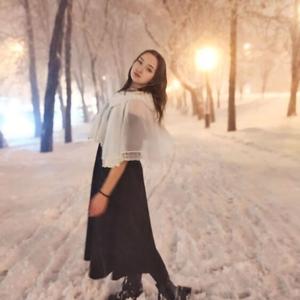 Девушки в Ставрополе: Оксана, 20 - ищет парня из Ставрополя