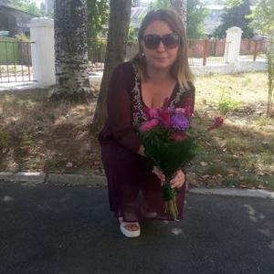 Девушки в Донецке: Stasy, 36 - ищет парня из Донецка