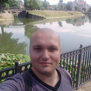 Парни в Калининграде: Виктор, 27 - ищет девушку из Калининграда