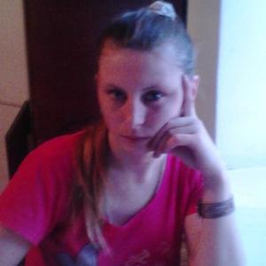 Девушки в Зеленодольске (Татарстан): Елена, 33 - ищет парня из Зеленодольска (Татарстан)