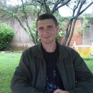 Парни в Кишиневе: Alexander, 38 - ищет девушку из Кишинева