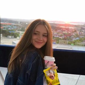 Девушки в Омске: Наталья, 28 - ищет парня из Омска