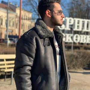Парни в Черновцах: Ахмед, 24 - ищет девушку из Черновиц